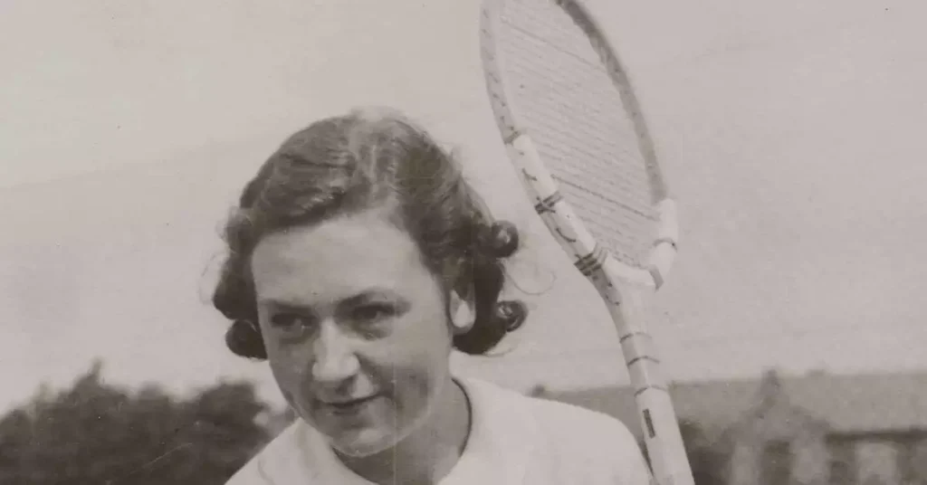 Female tennis player retro