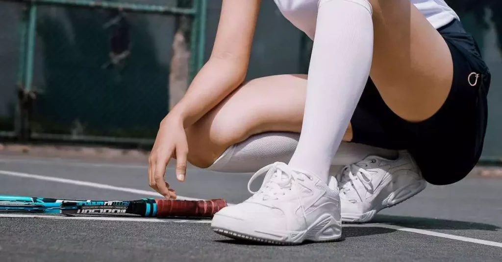 white bright tennis shoes